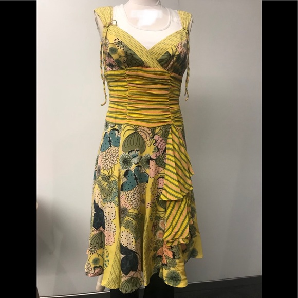 Nanette Lepore Dresses & Skirts - Nanette Lepore A line floral dress